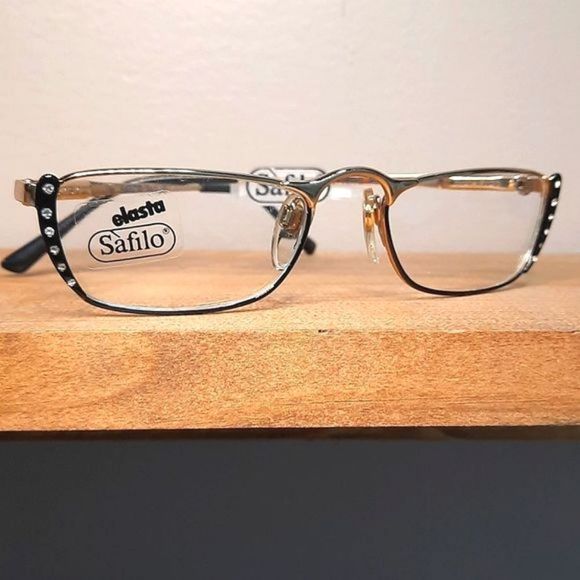 VINTAGE Prescription-ready Eyeglass Frame, gold, 50-18-135, glasses Mrs. Claus - Picture 1 of 8